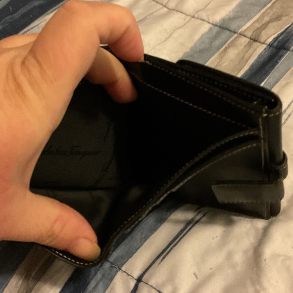 Ferragamo Black Leather Buckle Wallet - Picture 10 of 10